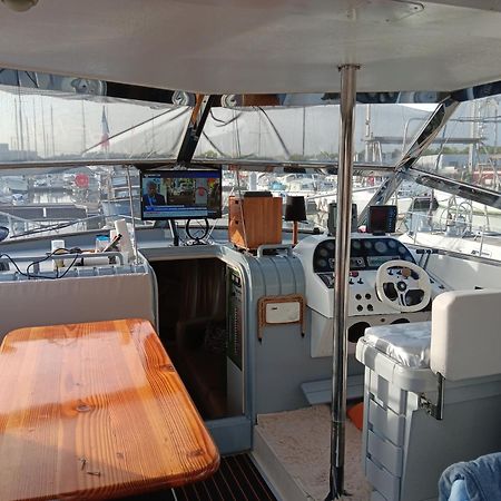 Bateau Cocoon En Amoureux ボルドー エクステリア 写真