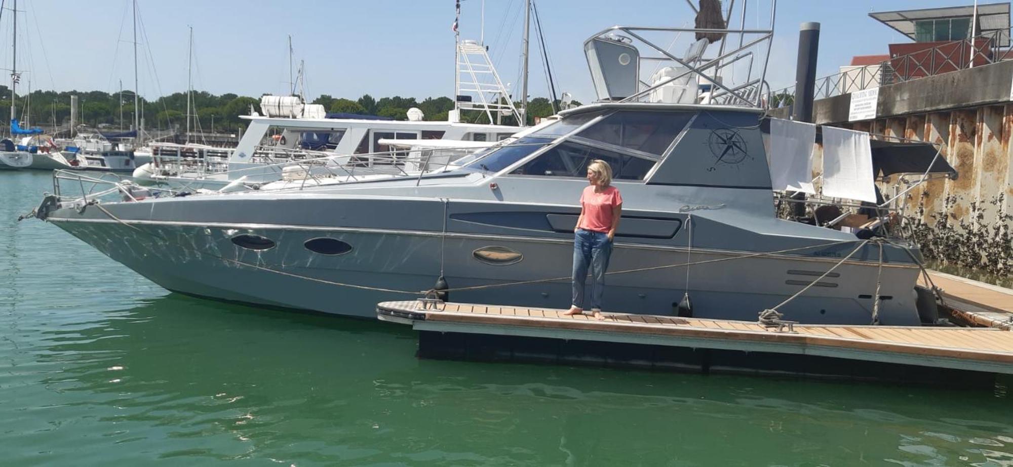 Bateau Cocoon En Amoureux ボルドー エクステリア 写真