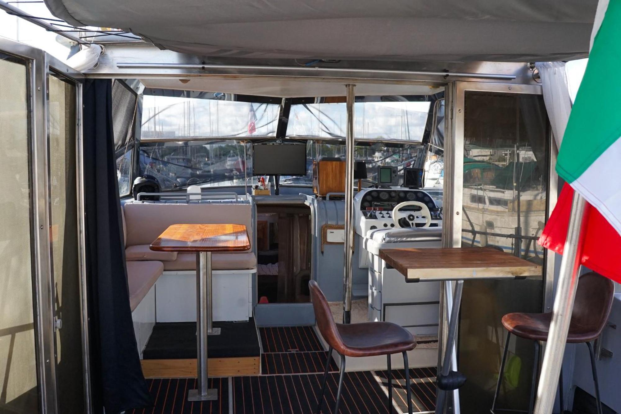Bateau Cocoon En Amoureux ボルドー エクステリア 写真